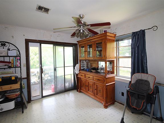 5th image of 1301 Kennedy Ct