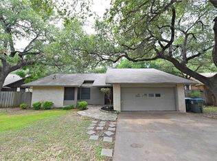 10044 Woodland Village Dr, Austin, TX 78750