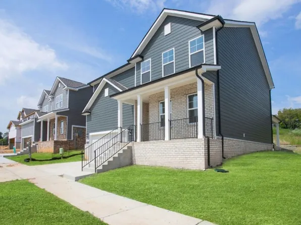 448 Jet Stream Dr, La Vergne, TN 37086