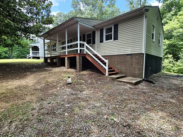 3041 Clintwood Rd — Photo 1