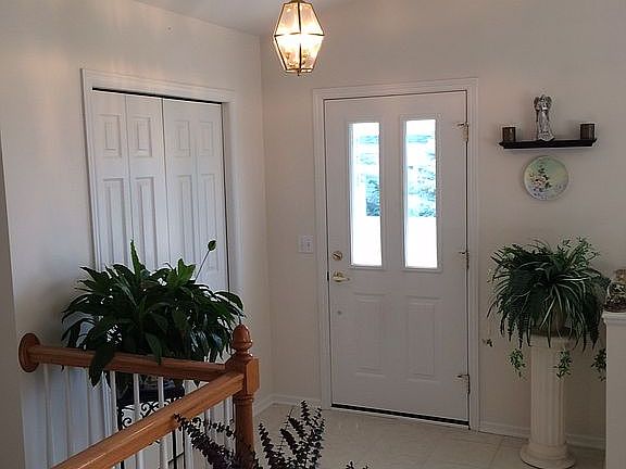 3rd image of 291 Shoreside South Dr SE