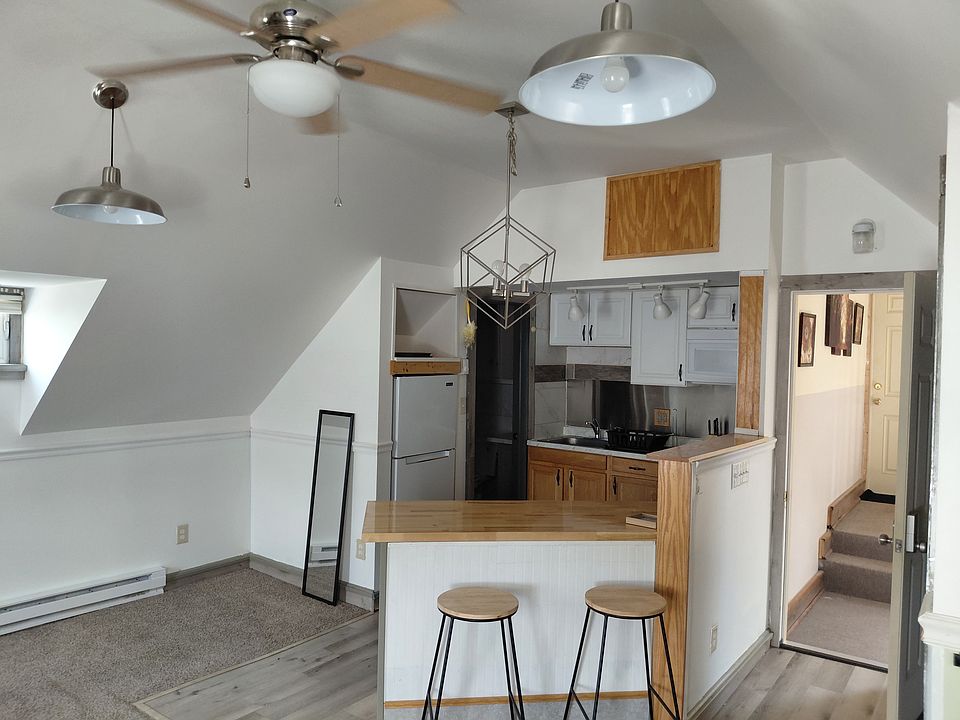 2nd image of 31 S William St APT 7