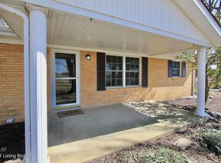 2008 Trainer Rd, Borden, IN 47106