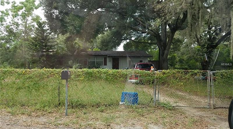 1st image of 11305 Oak Dr