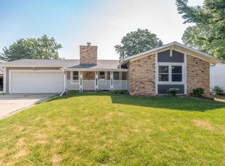 1449 Park Hills Ct, Woodbury, MN 55125