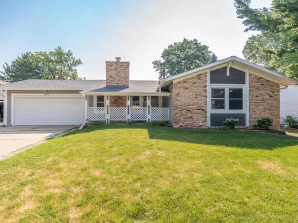1449 Park Hills Ct, Woodbury, MN 55125