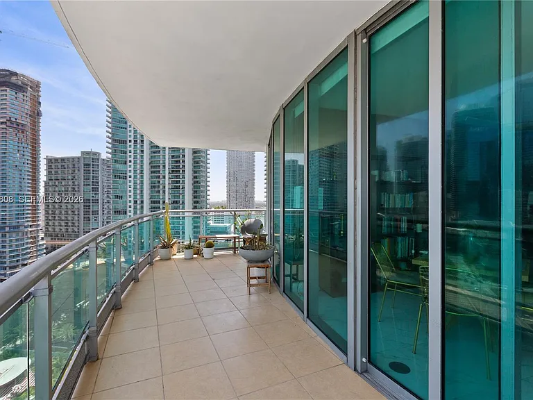 350 S Miami Ave #2102 — Photo 31