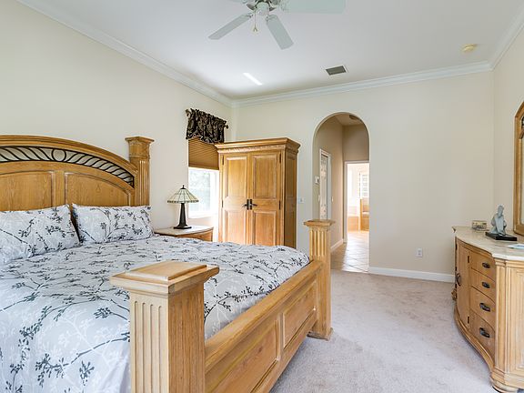 5th image of 8900 Carillon Estates Way