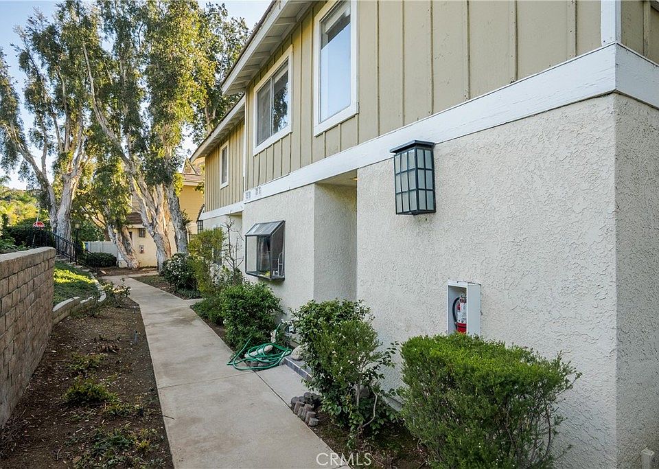 1st image of 23777 Highland Valley Rd