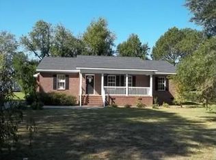 412 S 11th St, Hartsville, SC 29550