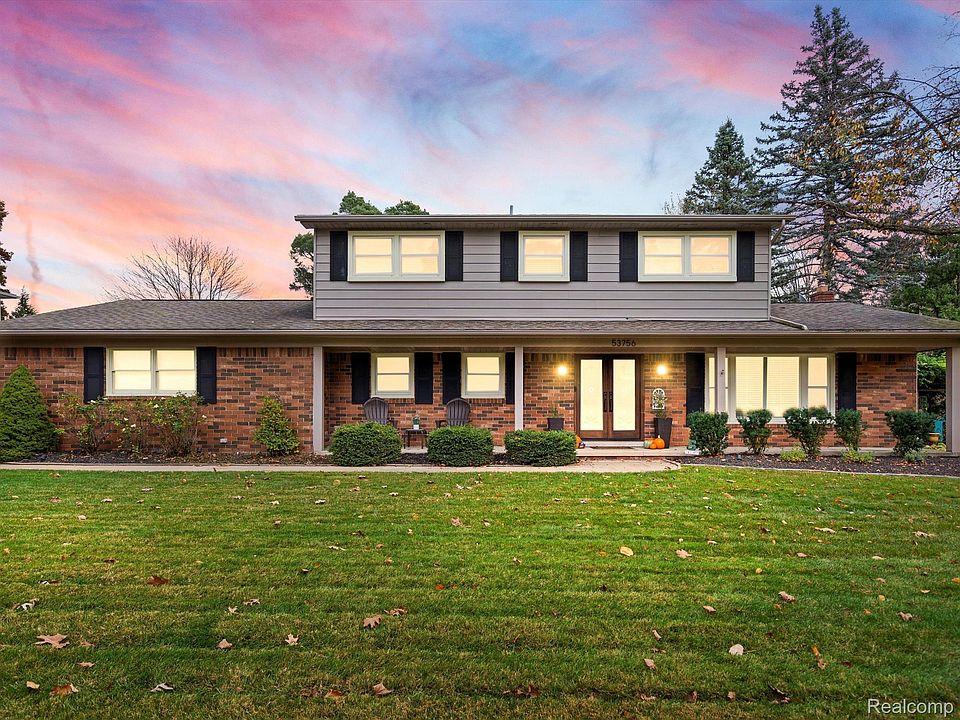 1st image of 53756 Huntington Dr
