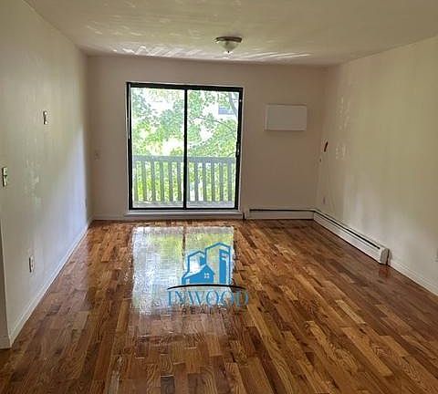 3rd image of 35 Odell Ave APT 3