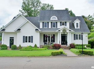 210 Shawnee Ln, Metropolis, IL 62960