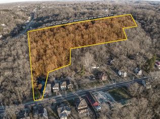 Sharon Ave, Zanesville, OH 43701