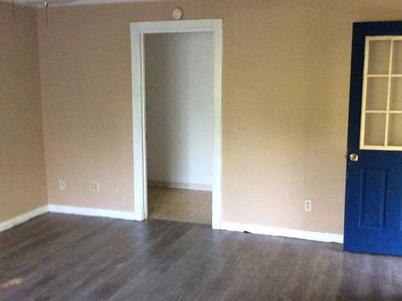 5th image of 106 Lewis Ct
