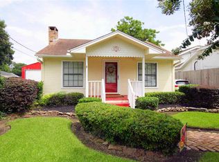 6726 Jefferson Blvd, Groves, TX 77619