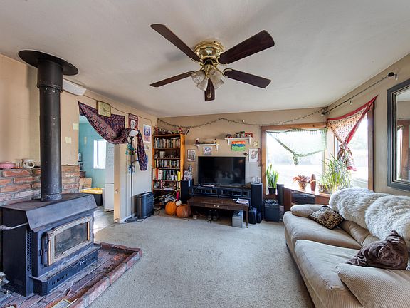 5th image of 18001 Oklahoma Ln