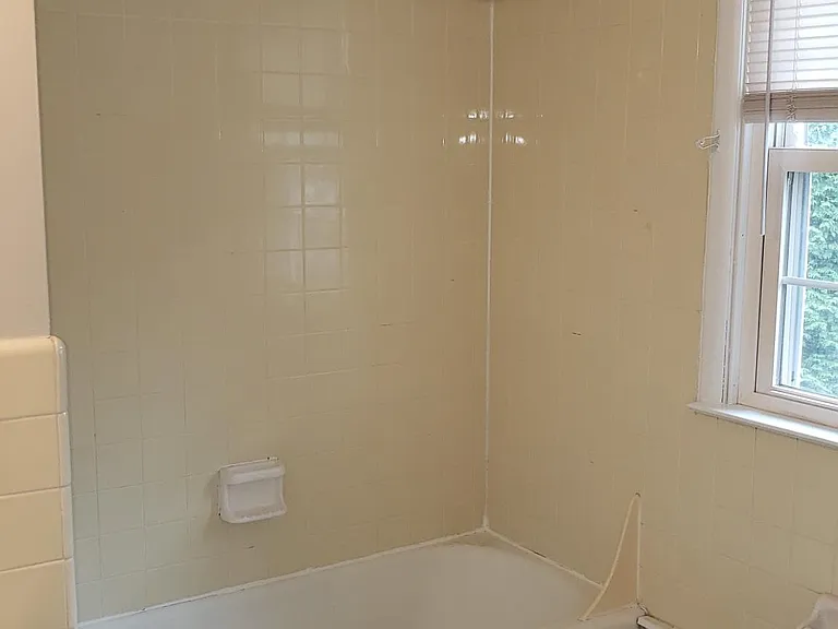 230 N Essex Ave #2 — Photo 15