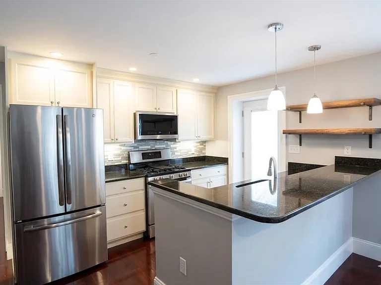 59 Putnam St #1 — Photo 11