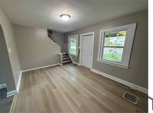 2069 E 5th Ave, Columbus, OH 43219