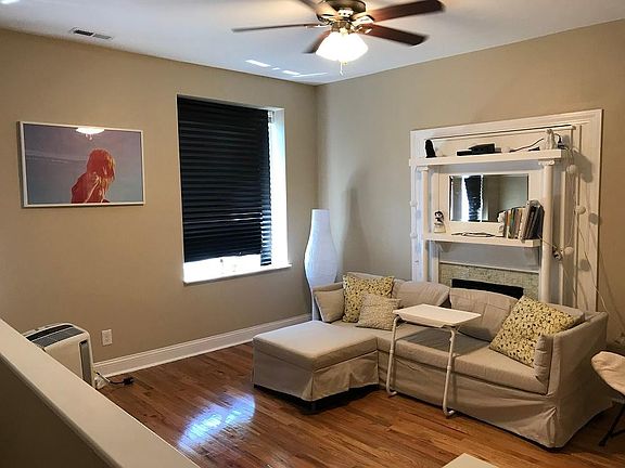 3rd image of 4973 Magnolia Ave #1