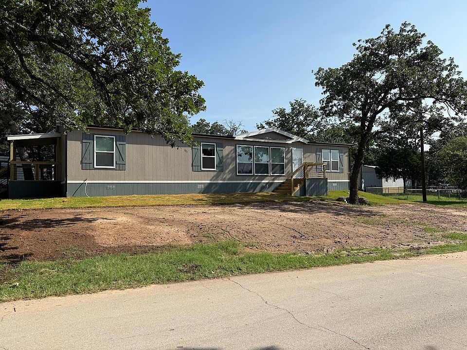 1st image of 1324 Pelican Cir