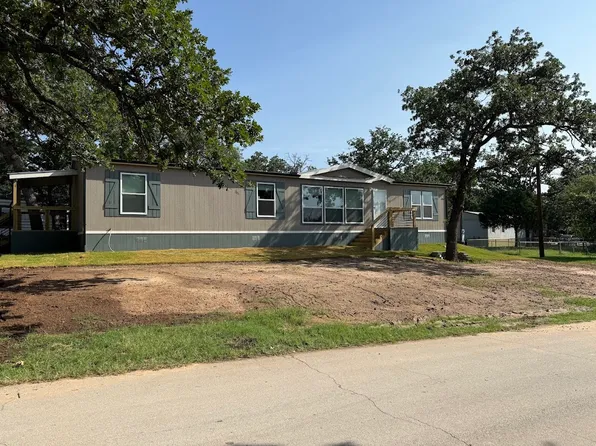 1324 Pelican Cir, Azle, TX 76020