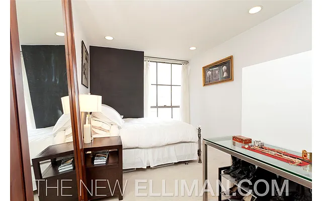 Sold by Douglas Elliman | media 16