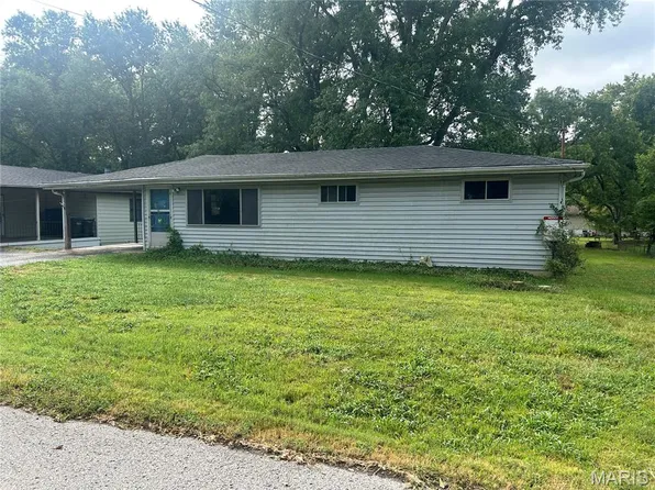 14 Pleasant Valley Ter, Arnold, MO 63010