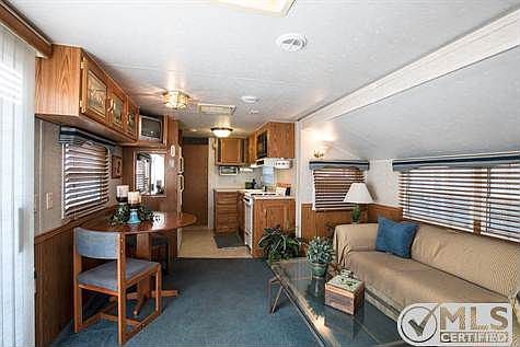 130521 1225 Dixie Downs Unit 170 Living