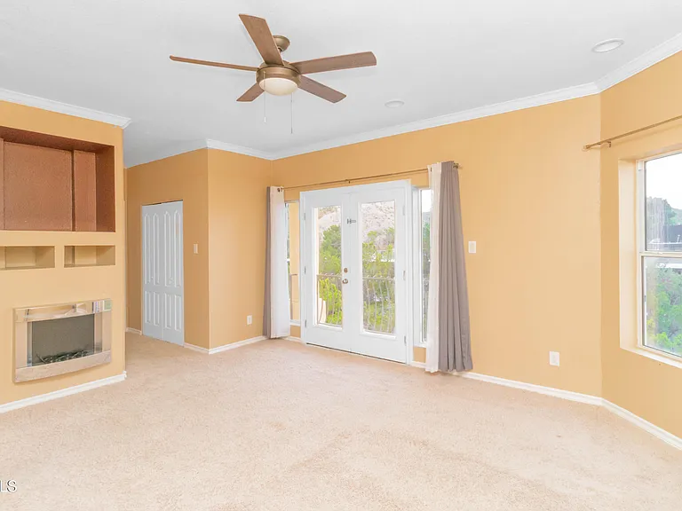 4744 Excalibur Dr — Photo 27
