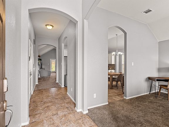 5th image of 2308 Wakecrest Dr