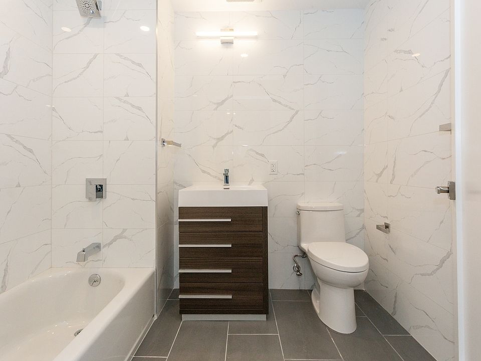 2nd image of 83-67 116th St #5501
