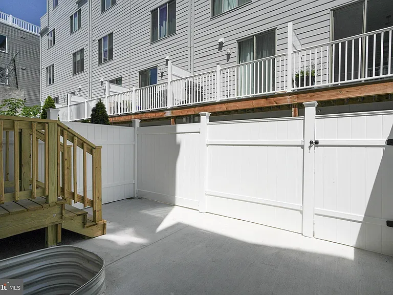 2329 Ellsworth St #1 — Photo 22