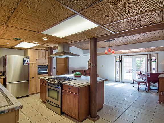 3rd image of 9708 Wornom Ave