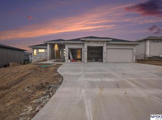 3314 S 212th St, Elkhorn, NE 68022