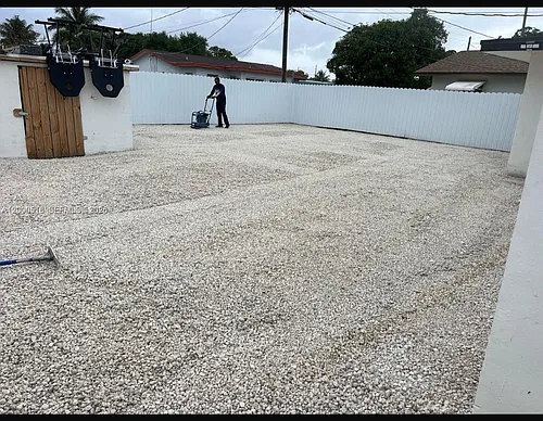 427 NW 19th Ave Photo 1