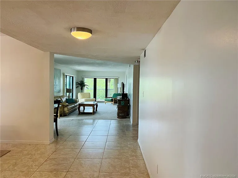 10044 S Ocean Dr #308 — Photo 4