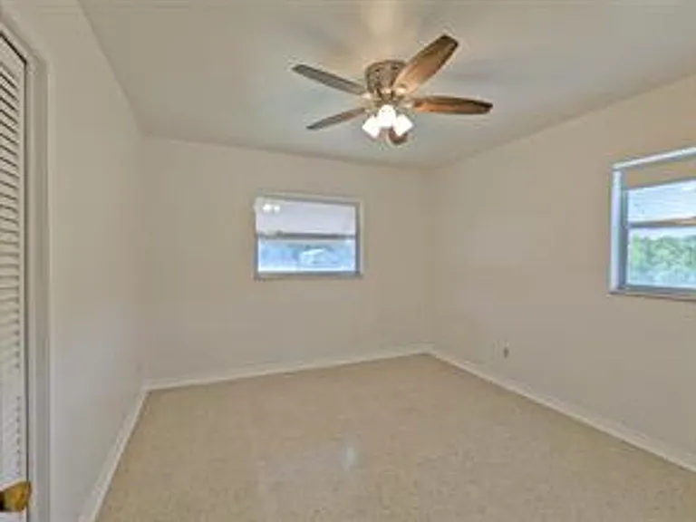 18110 Dorman Rd — Photo 22