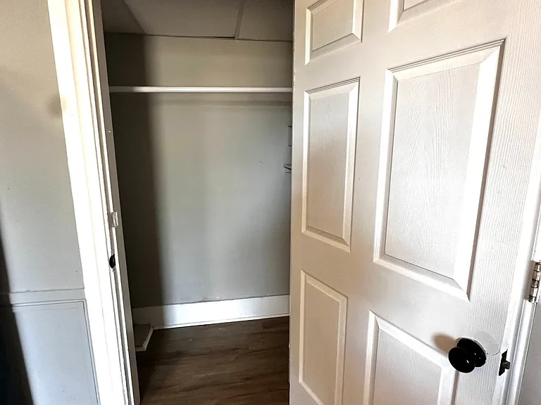 539 Pine St — Photo 4