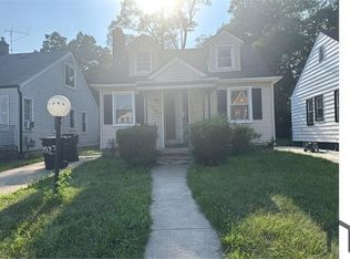 20017 Santa Rosa Dr, Detroit, MI 48221