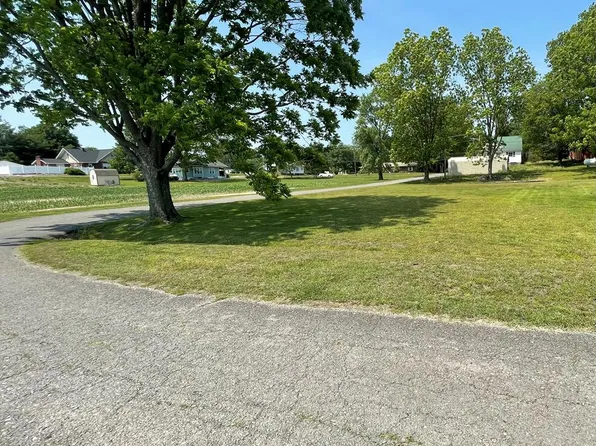 424 W Pecan St, Sturgis, KY 42459