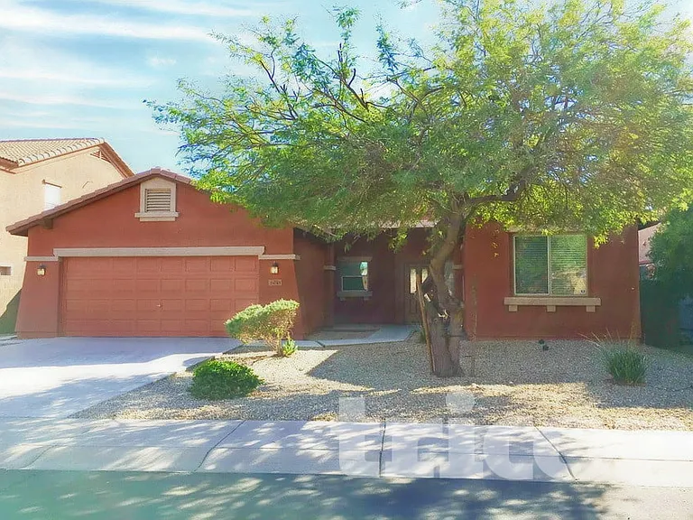 24743 W Illini St — Photo 2