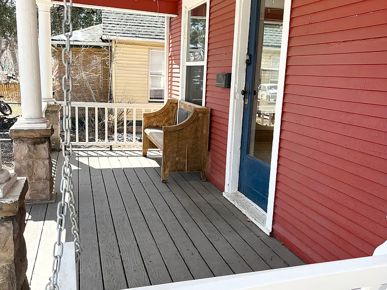 928 N Corona St — Photo 5