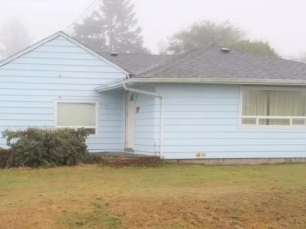 912 NE Avery St, Newport, OR 97365