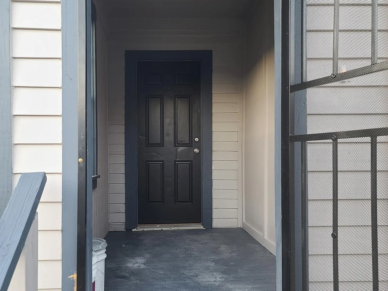 1 bed, 700 sqft, $1,000 — Photo 3