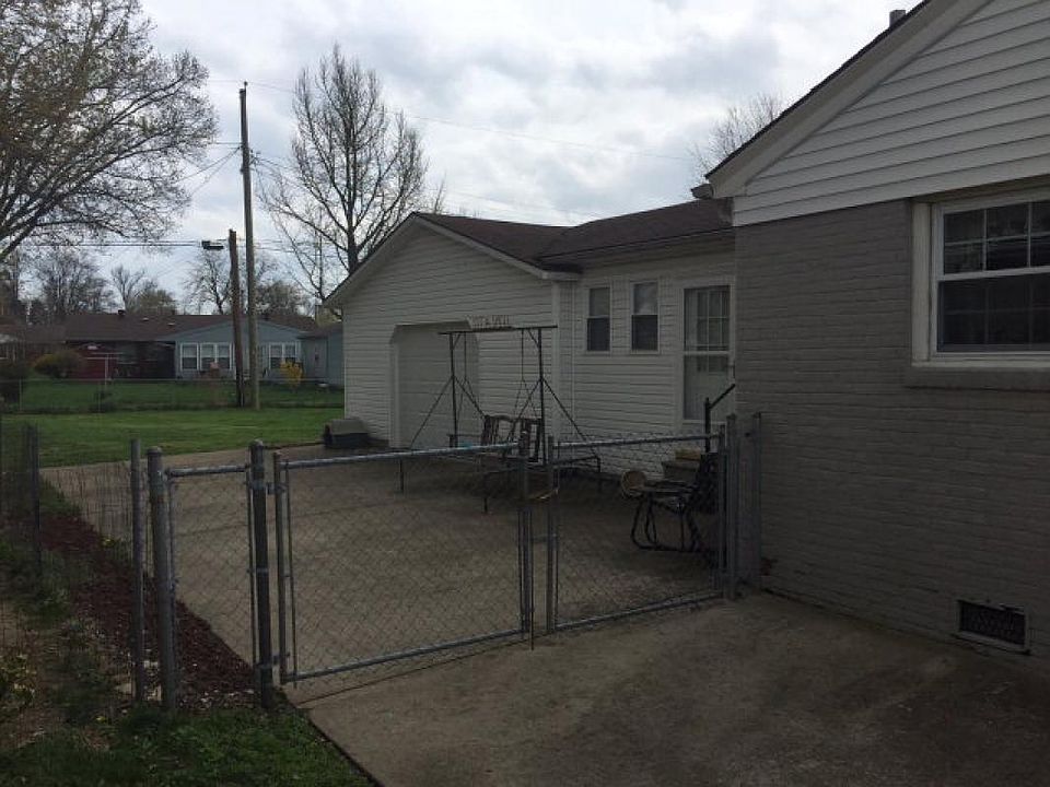 2nd image of 1232 Rose Hill Dr