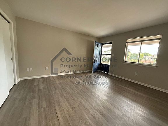 5th image of 1401 3rd St SW APT 15