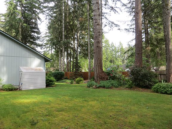 2nd image of 41 SE Copper Mountain Ct