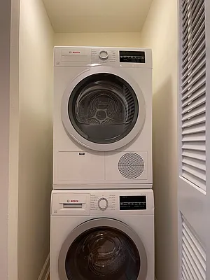 Rented by Realmart Realty LLC | media 4